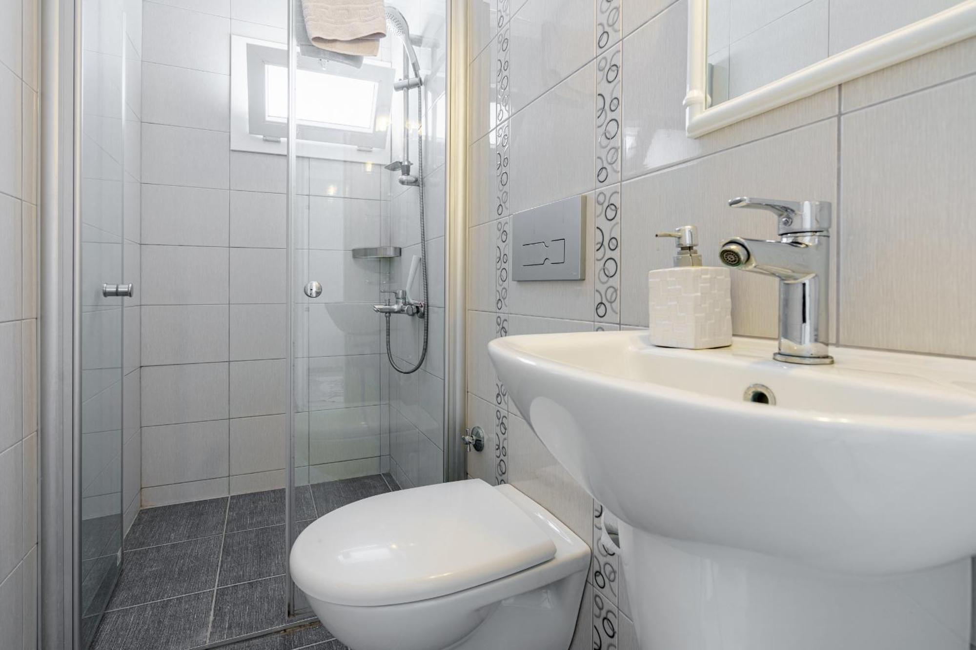 Semi Detached In Complex With Shared Semi Olympic Swimming Pool In Kuşadası