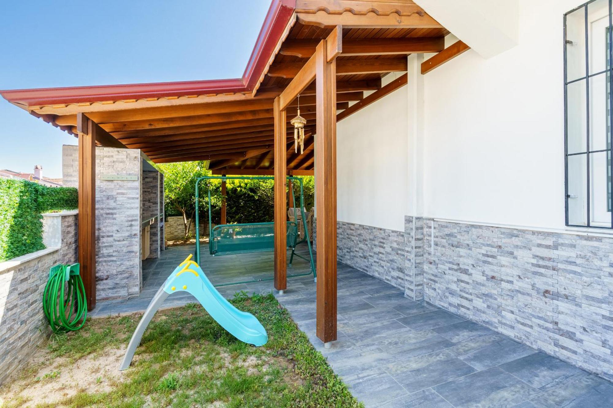 Semi Detached In Complex With Shared Semi Olympic Swimming Pool In Tatil Evi *