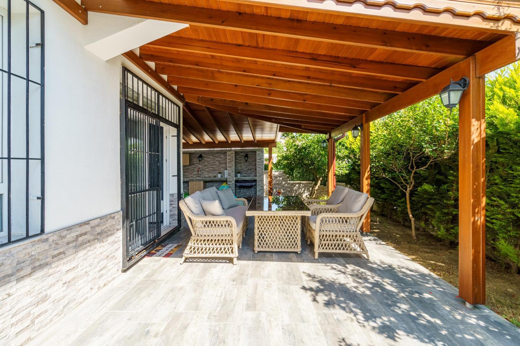 Tatil Evi Semi Detached In Complex With Shared Semi Olympic Swimming Pool In