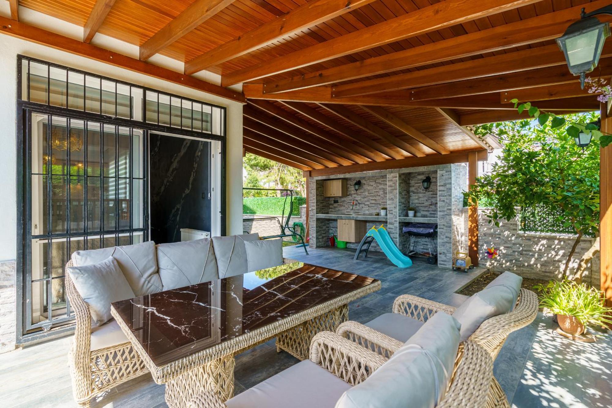 Semi Detached In Complex With Shared Semi Olympic Swimming Pool In * Kuşadası